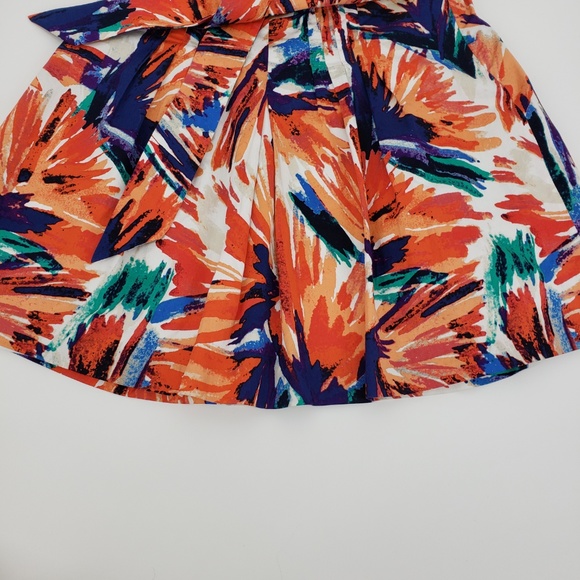 Ann Taylor Abstract Floral Skater Skirt Sz 4P - Picture 6 of 8